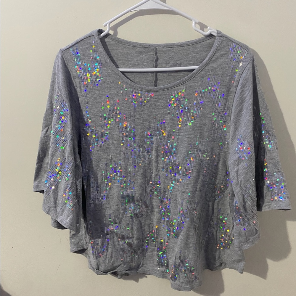 Gray sparkly sequins top